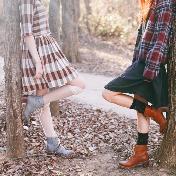 Frye Sabrina 6G Brown Suede Combat Ankle Booties - Picture 7 of 15